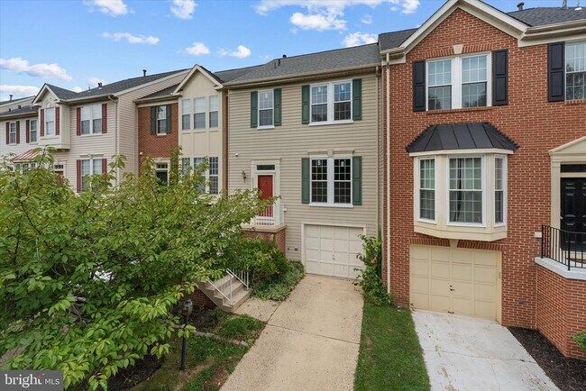 Building Photo - 20335 Briarcliff Terrace