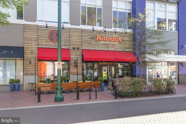 Building Photo - 7923 Eastern Ave NW