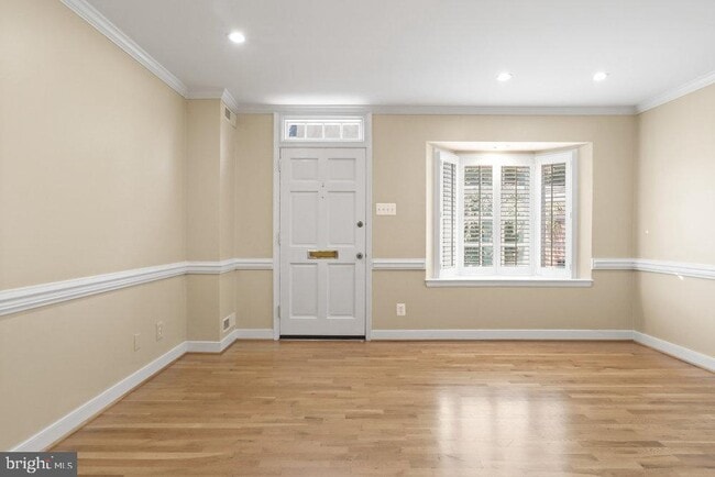 Building Photo - 568 N St Asaph St