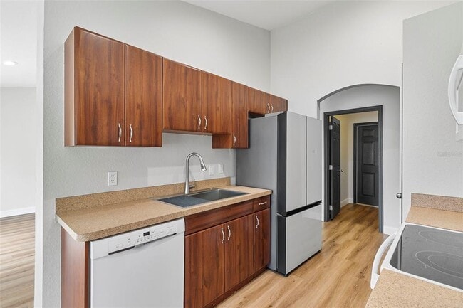 Building Photo - 2799 Thomas Ln