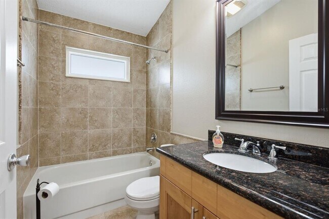 Building Photo - 349 Fountainview Cir