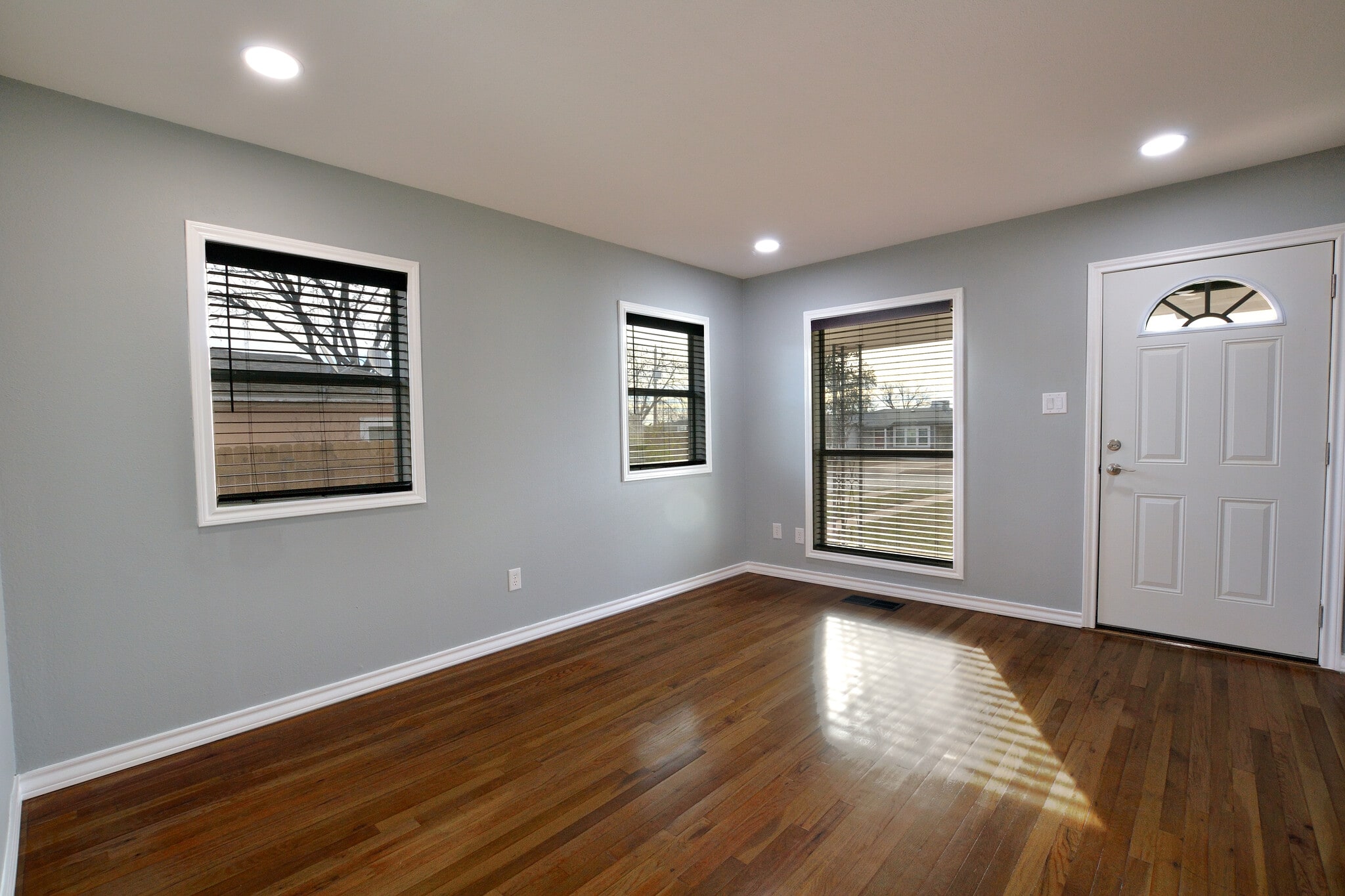 Building Photo - 1502 McCaulley St