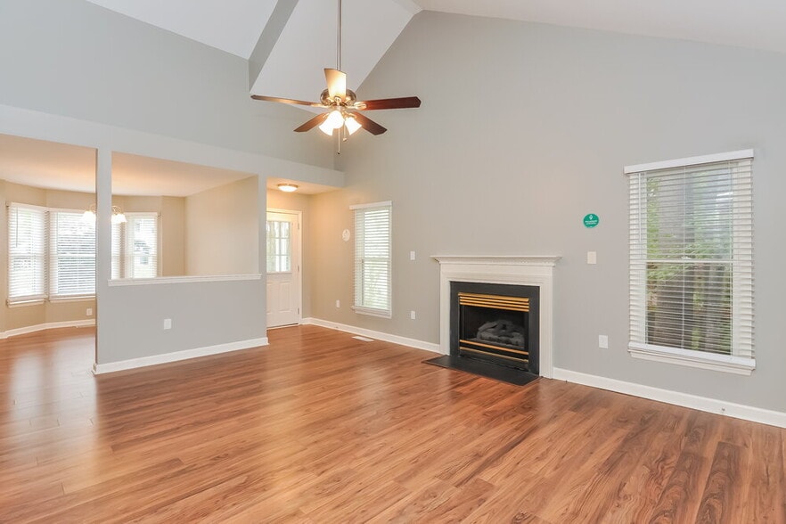 Building Photo - 1929 Deep Forest Trail