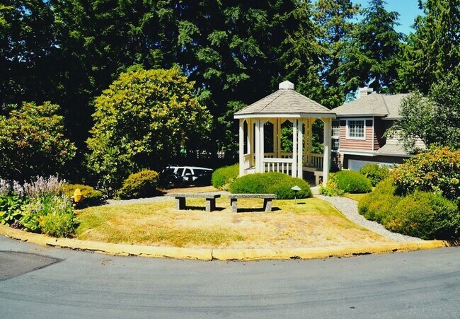 Building Photo - 3Bd/2.5Ba Kirkland Townhome