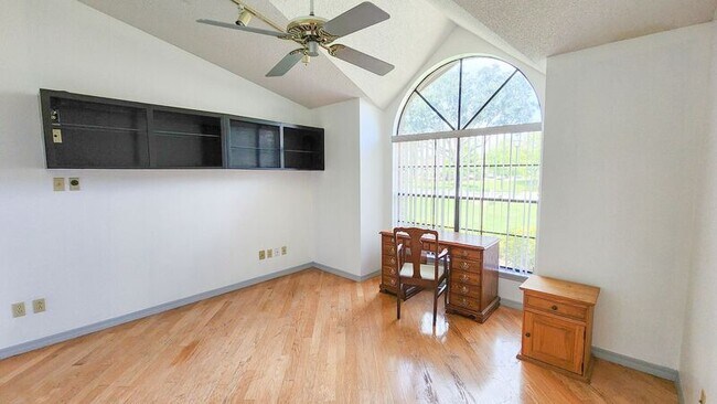 Building Photo - 311 W Sabal Palm Pl