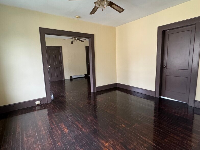 Dining Room - 2436 E Main St
