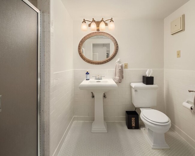 Building Photo - 4Bd/3Ba Medina House