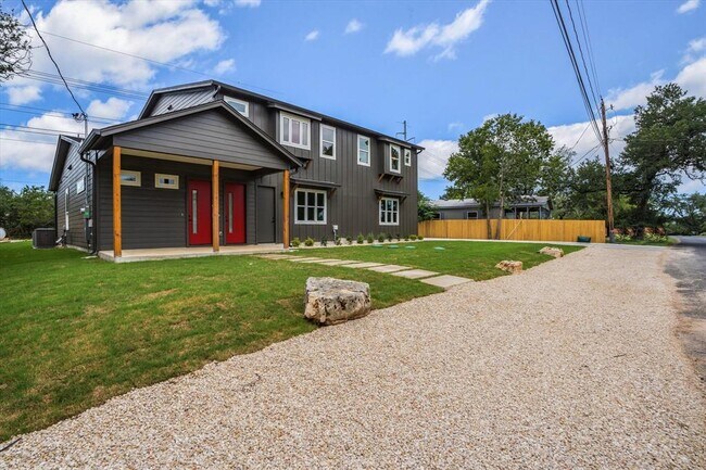 Building Photo - 1608 Saracen Rd