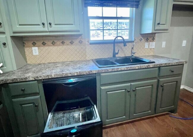 Building Photo - 6805 36th St