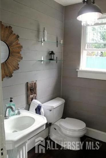 Building Photo - 272 Lake Ave