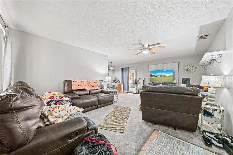 Building Photo - 544 Silver Course Cir