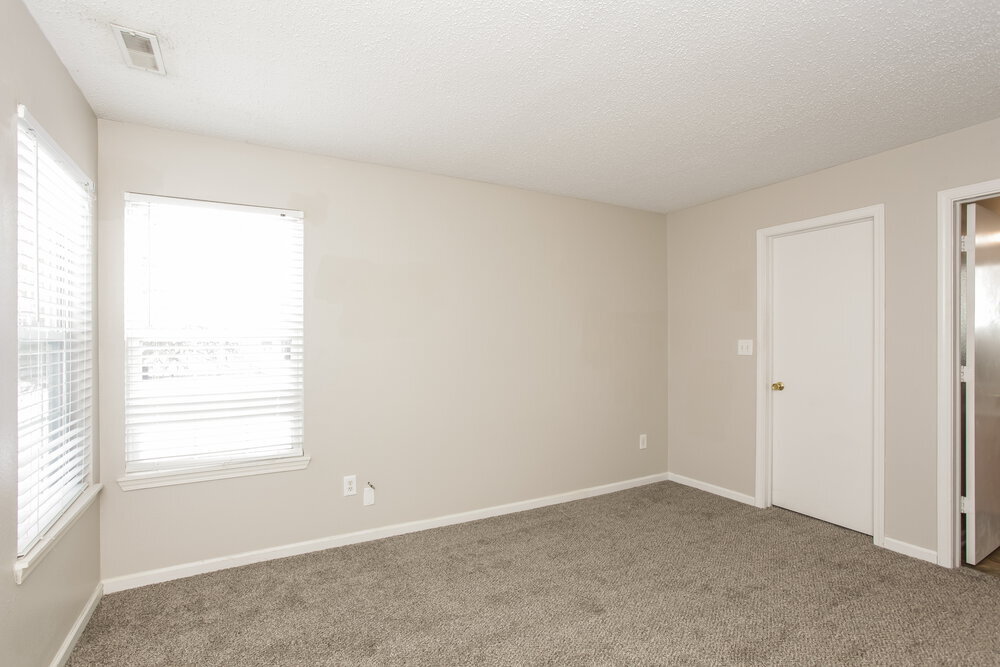 Building Photo - 15224 Fawn Meadow Dr