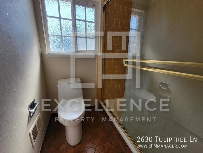 Building Photo - 2630 Tuliptree Ln