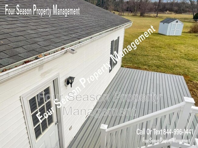 Building Photo - 10113 Mar Rock Dr