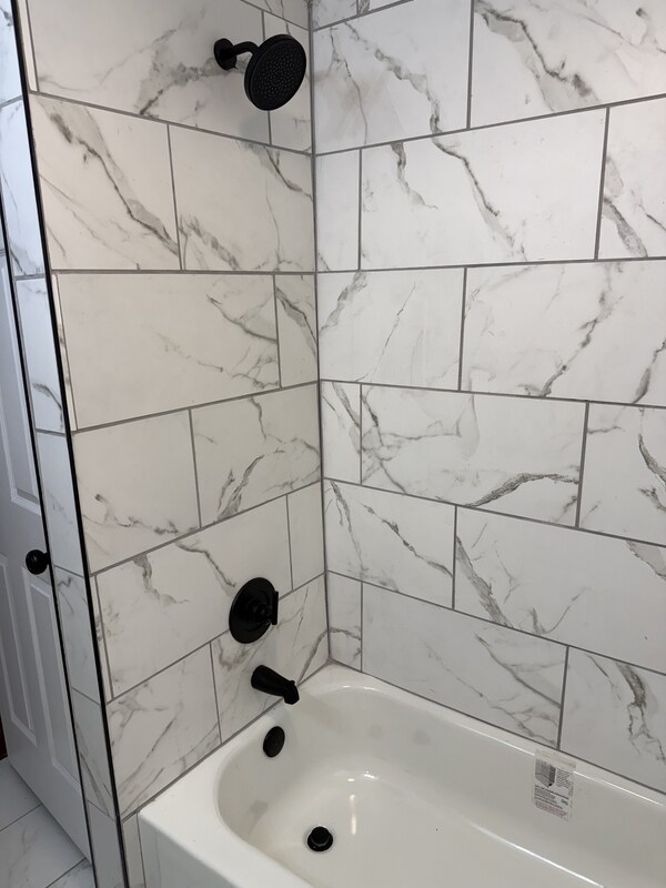 Building Photo - 239 Jenks St