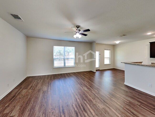 Building Photo - 7931 Bluewater Cove