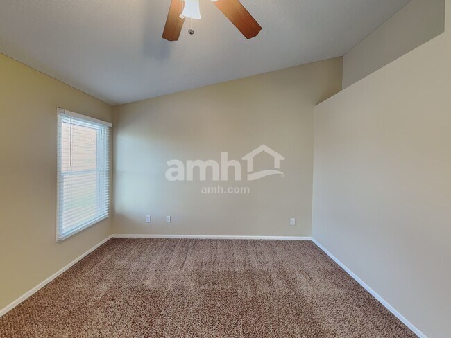 Building Photo - 279 Rockmill St