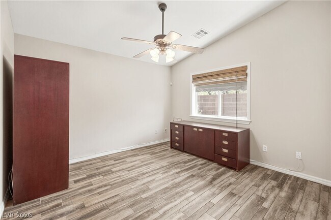 Building Photo - 6288 Fisher Ave