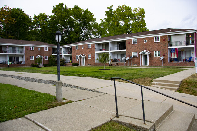 Building Photo - Chenango Courtyard