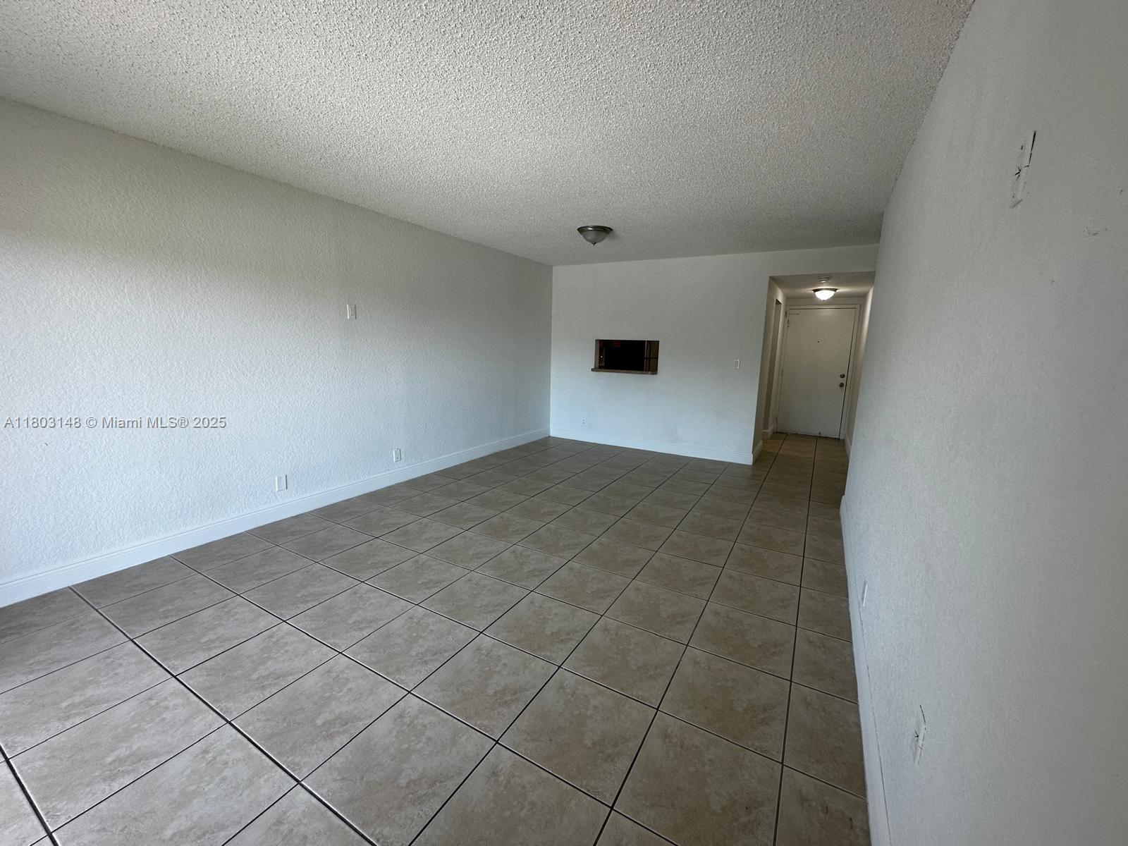 Building Photo - 5201 Geneva Way