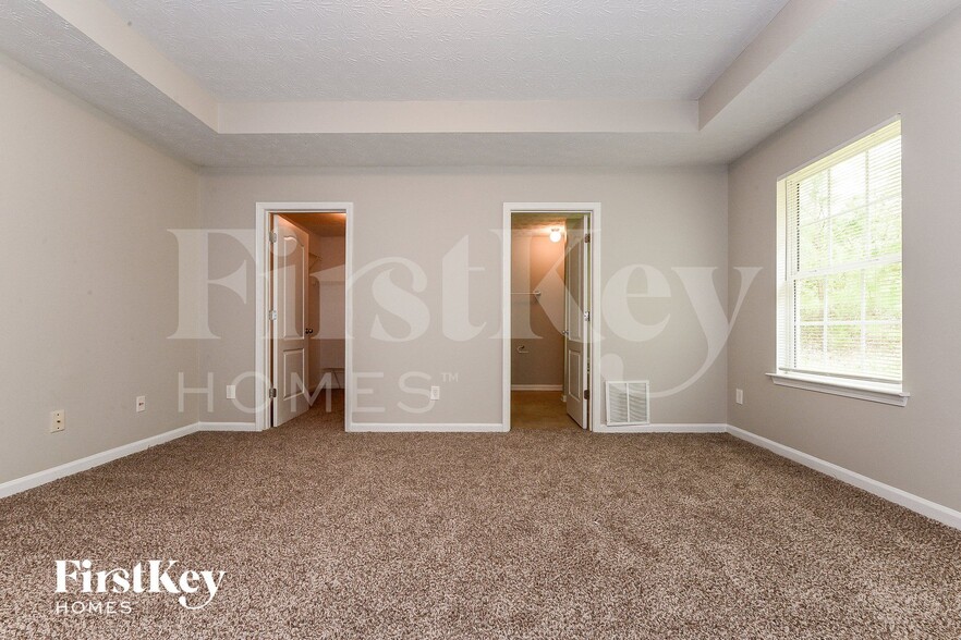 Building Photo - 208 Cane Ave