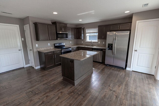 Building Photo - 2807 Amberwood court