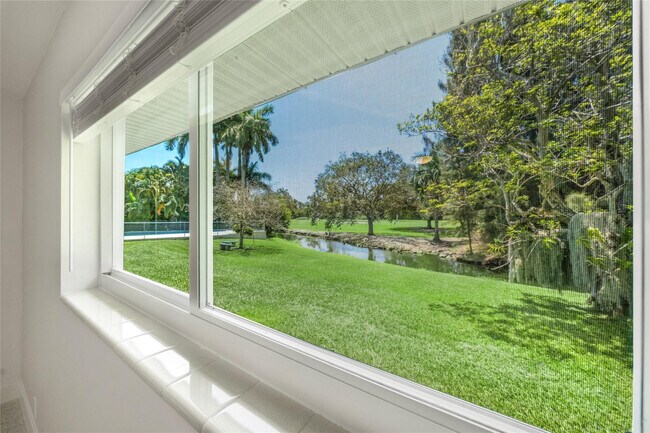 Building Photo - 3140 Calle Largo Dr