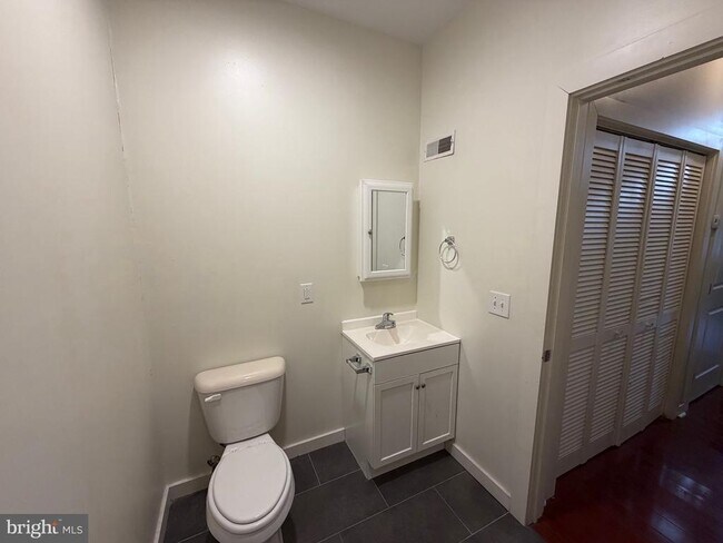 Building Photo - 1535 Cecil B. Moore Ave