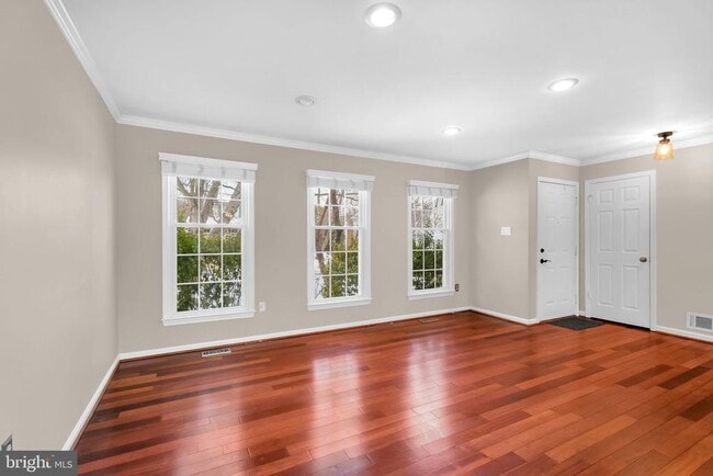 Building Photo - 6229 Gentle Ln