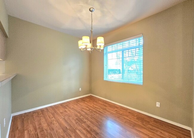 Building Photo - Condo in Brookwood Community in Bothell  Pet Friendly!