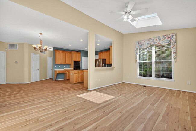 Building Photo - 12031 Arista Manor Way