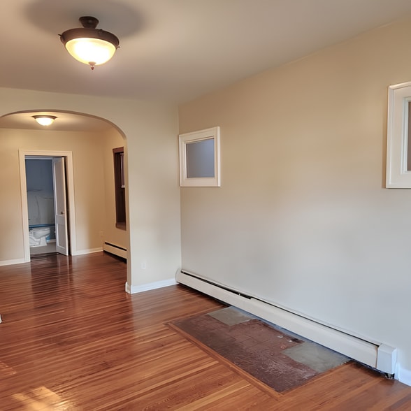 Building Photo - 121 McKinley Pkwy