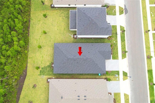 Building Photo - 13131 Pergola Ave