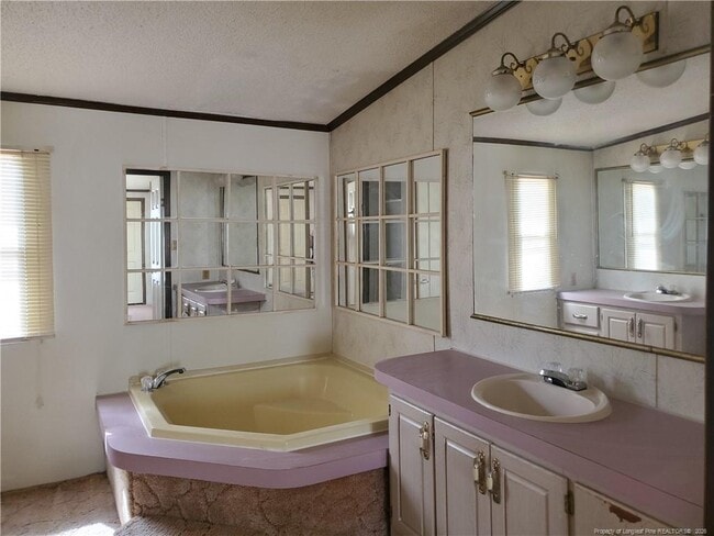 Building Photo - 50 Old Forte Trail