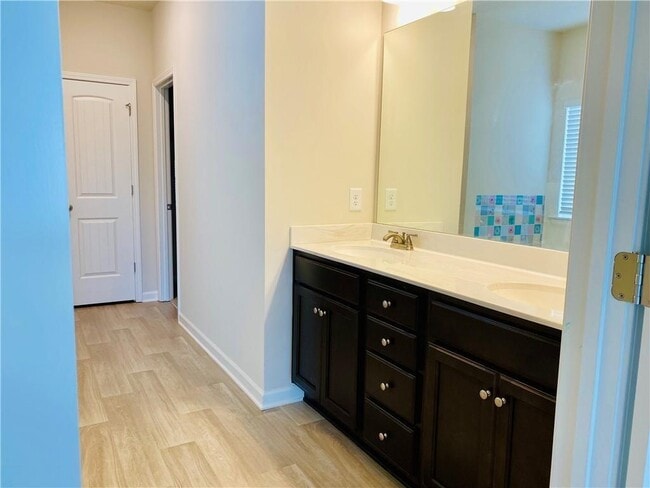 Building Photo - 5101 Woodline View Cir