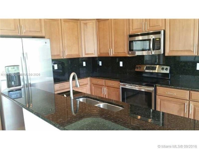 Building Photo - 5223 SW 77th Way