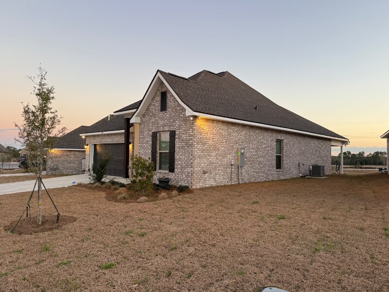 Building Photo - 184 Bon Ami Dr