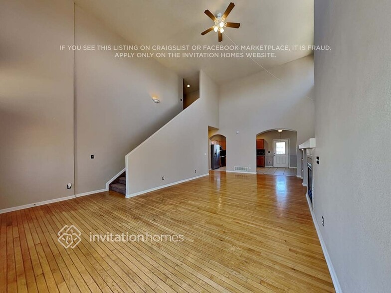 Building Photo - 13585 E 107th Pl