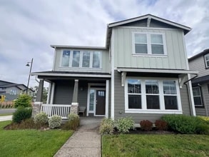 Building Photo - 6905 SE Tamarack St