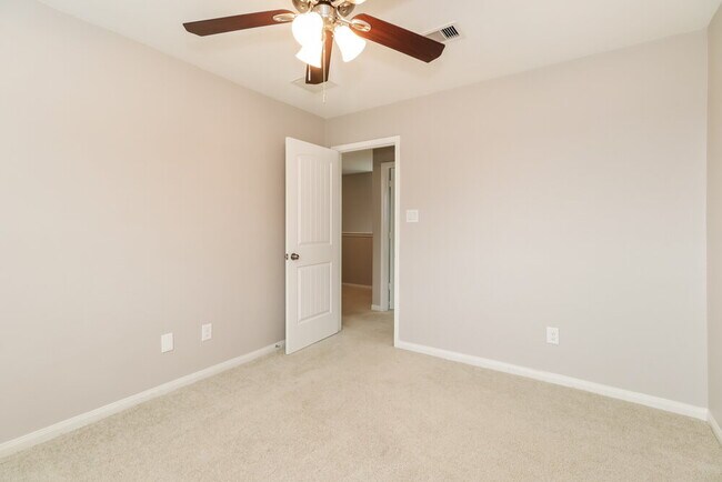 Building Photo - 13203 Alderfield Rd