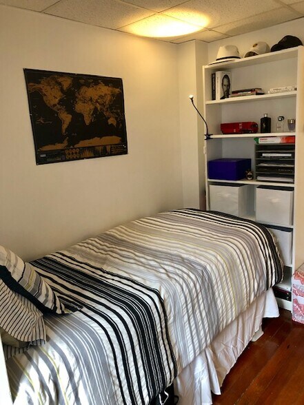 Building Photo - 117 Beacon St