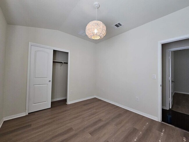 Building Photo - 18205 Bandelier Dr