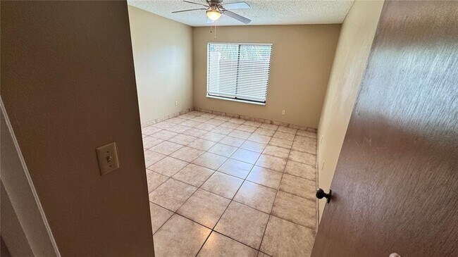 Building Photo - 2657 Exuma Way