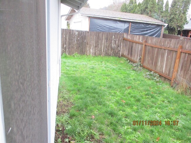 Building Photo - 590 67th St