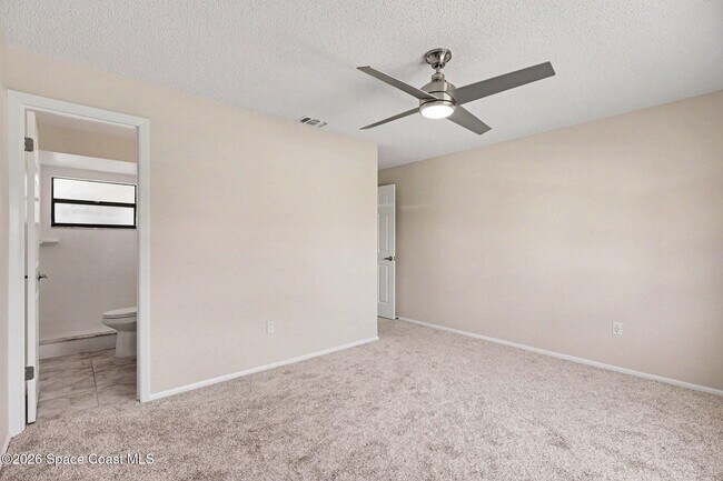 Building Photo - 3695 Brentwood Ct