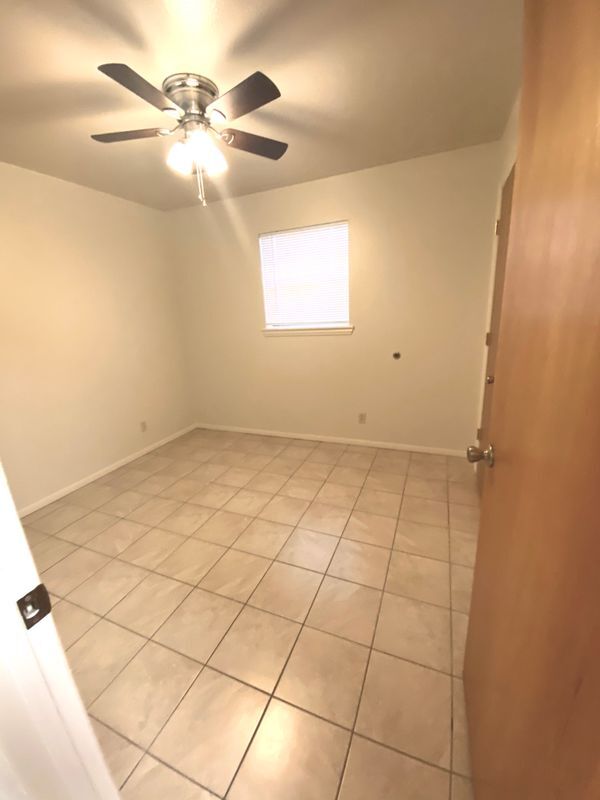 Building Photo - 9650 Front St