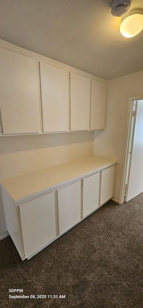 Building Photo - EL CAJON - Nice 3 Bedroom 2.5 Bath Townhou...