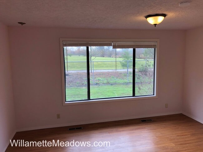 Building Photo - A Wonderfully Remodeled and Completely Updated 3 Bedroom, 2 Bath House with Geer Community Park i...