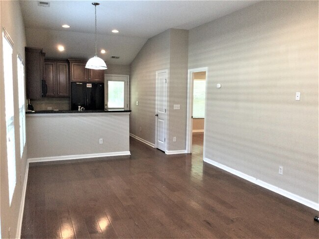 Building Photo - 3848 Annapolis Way