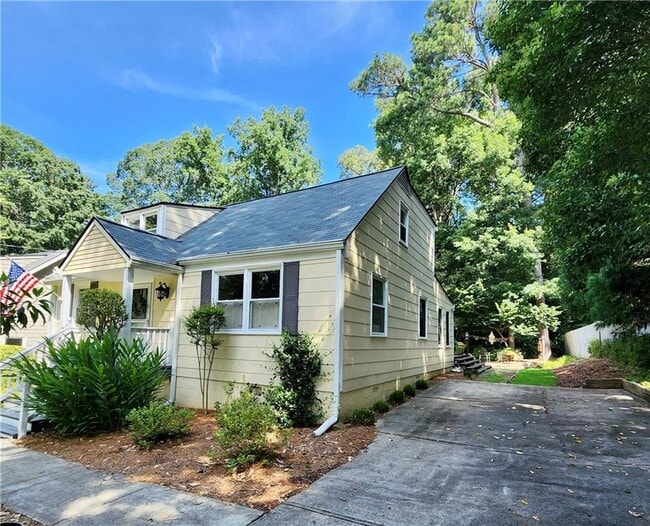Building Photo - 3516 Hildon Cir